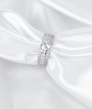 simple silver diamond look ring
