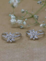 925 Sterling Silver Adjustable Floral Toe Rings for Women – Elegant Flower Design