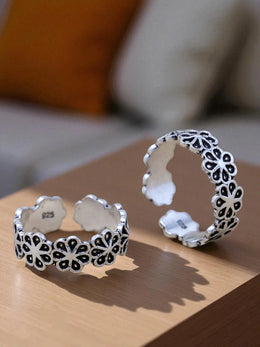 925 Oxidized Silver Floral Toe Rings – Adjustable Cutwork Design for Women