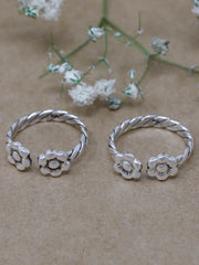 925 Sterling Silver Twisted Floral Toe Rings – Adjustable Minimal Design for Women