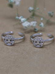 925 Sterling Silver CZ Stone Toe Rings – Adjustable Modern Circular Design for Women