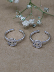 925 Sterling Silver CZ Stone Toe Rings – Adjustable Modern Circular Design for Women