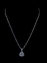 925 Sterling Silver Leaf Pendant Necklace with Zircon Accents – Elegant Silver Jewelry for Women
