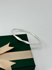 925 silver twisted circle bangle